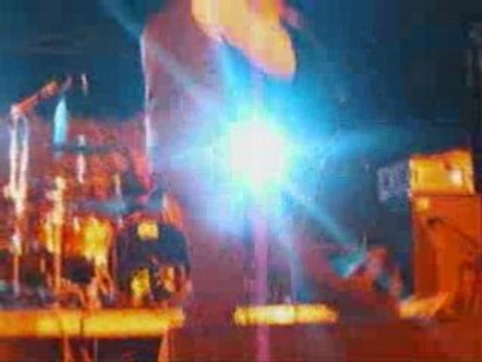 Les Fatals Picards à Epinal - Seul et Célibataire