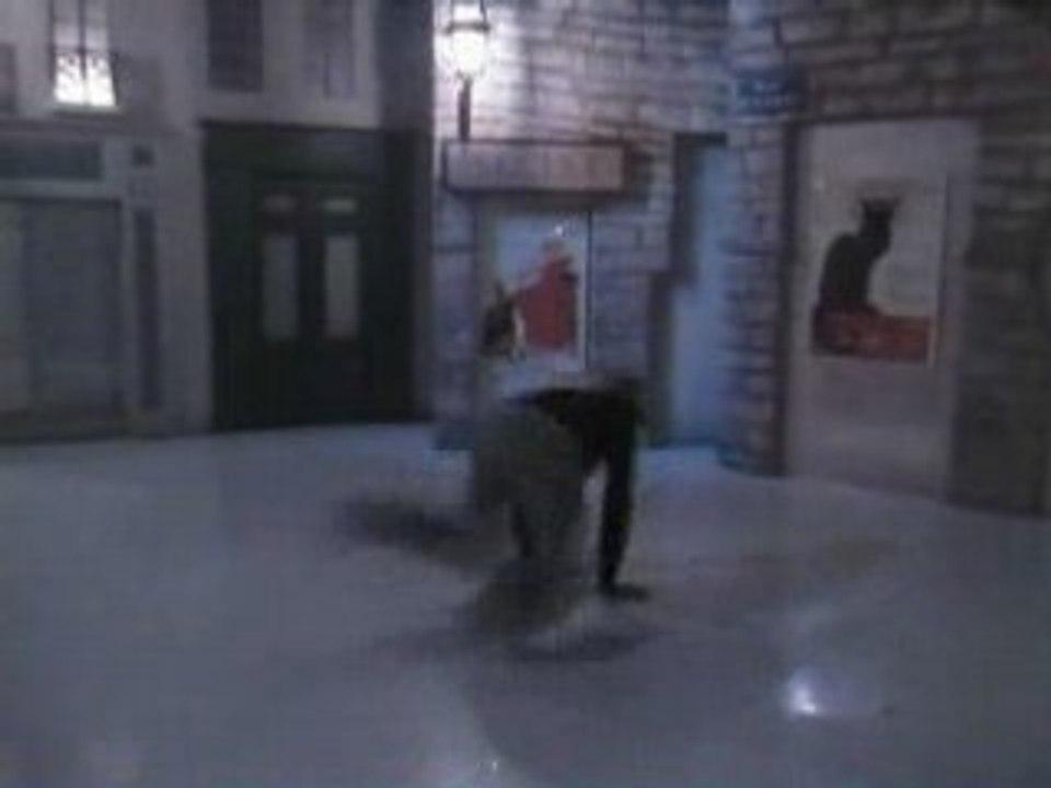 Abdou break a asterix