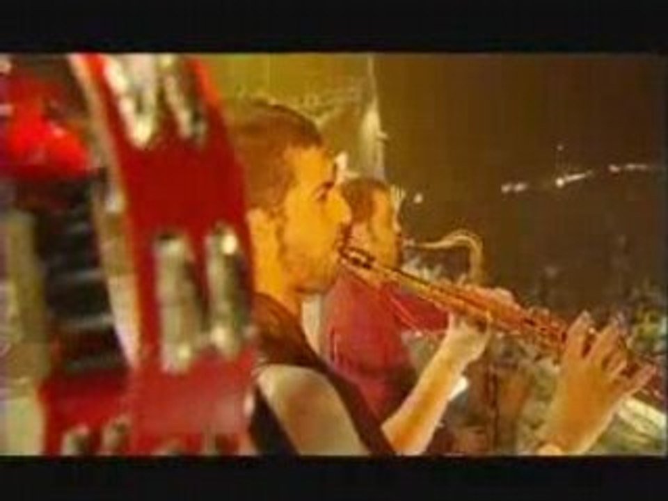 Babylon Circus - La Caravane (live)