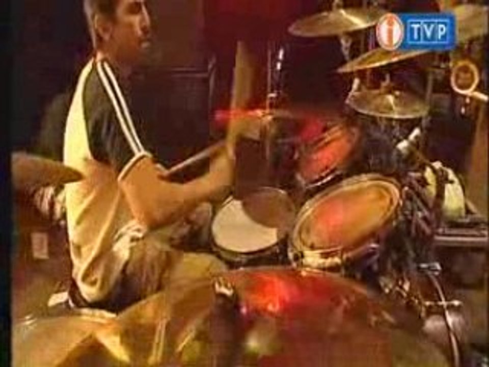 Babylon Circus - Dances of Resistance (live)