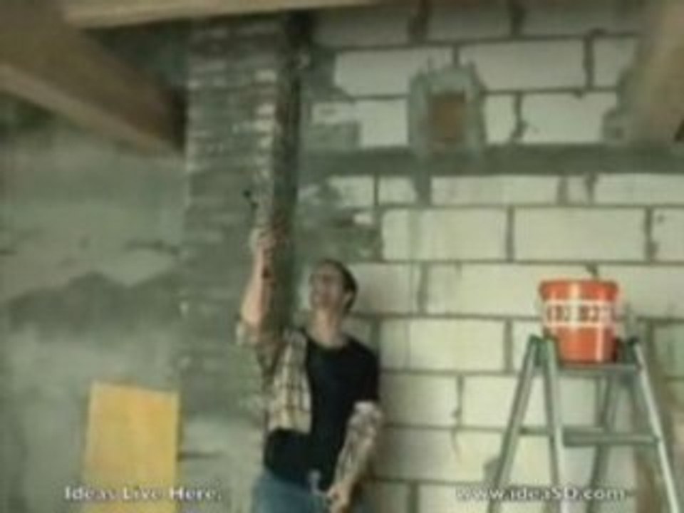 Hammered juggler get crazy.