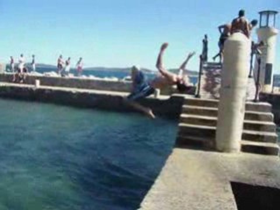 Coup de pied lune en mer !