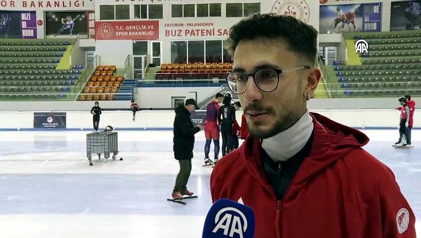 Milli sürat patenci Furkan Akar'ın hedefi başarılarına Dünya Turu madalyasını da eklemek | Ajansspor | AA