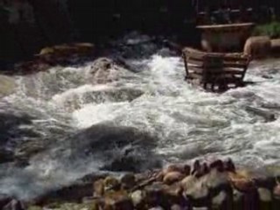 catastrophe inondation universal-studio usa