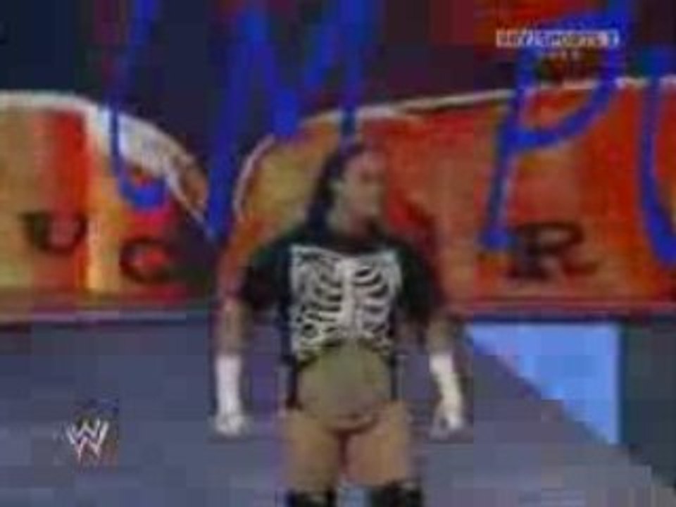 WWE RAW 18 08 08 (partie 10)
