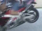accident de moto sur une autoroute (run)