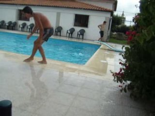 pisine okura plongeon