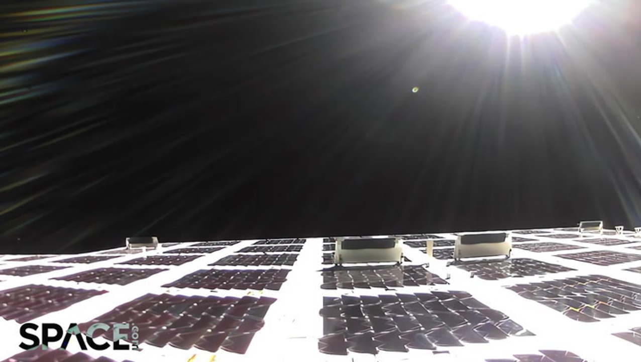 Watch The Largest Communications Array Deployed Yet In Low-Earth Orbit ...