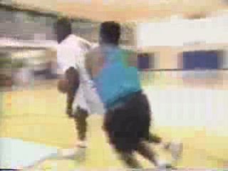 Shaquille O'neal Casse le panier