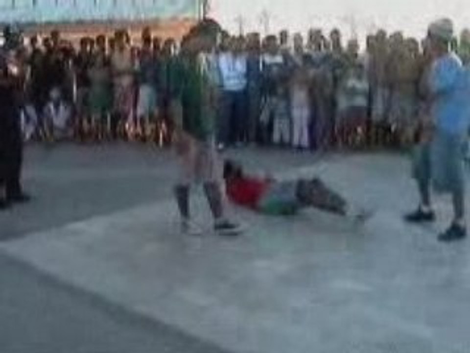 Final BBoy idida & clock-boy VS BBoy chan & bboy MaleK