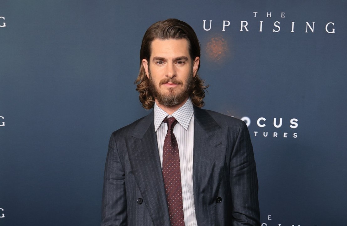 'Artificial'-Star Andrew Garfield: Was er wirklich über Sam Altman denkt