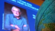 Belgijski fizyk zdobywa Nobla za zamianę lodu Antarktydy w teleskop