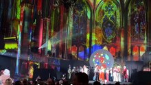 un date surprenant à l'eglise