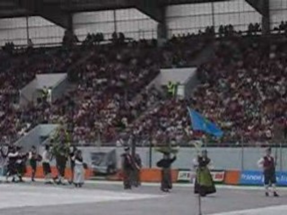 FIL 2008 LORIENT GRANDE PARADE ,arrivée au stade.