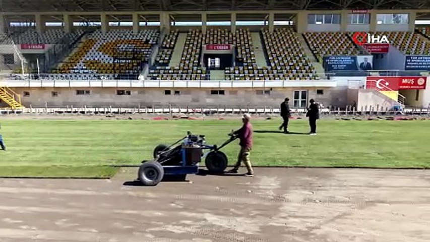 Muş Şehir Stadyumu’nda zemin yenileniyor | Ajansspor | IHA