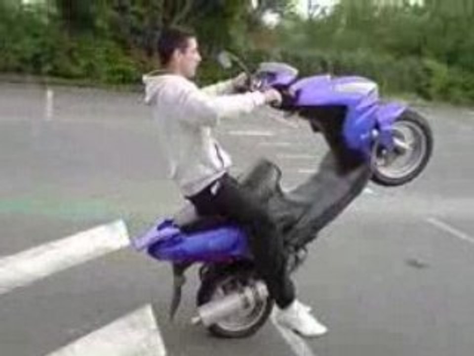 scoot salto
