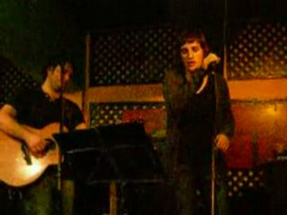 Luis Moro: Answering Machine