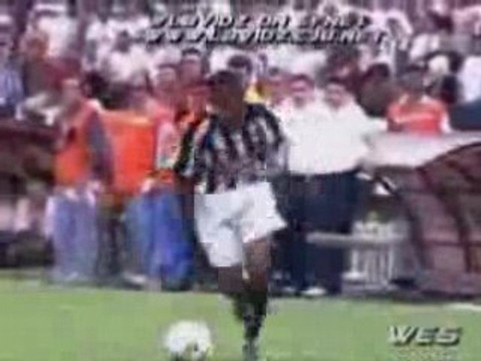 Robinho , kaka , c ronaldo , adriano , ronaldinho , henry(2)