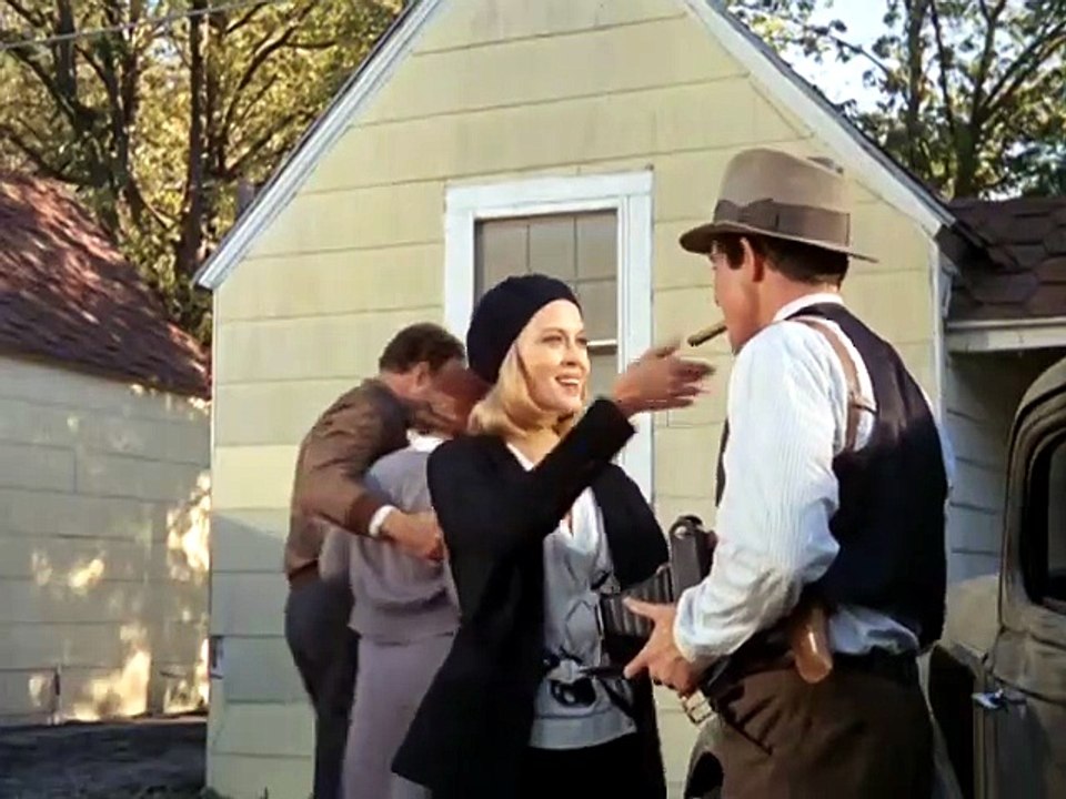 Das bekannte verbrecher-paar bonnie und clyde im trailer des gleichnamigen films aus dem jahr 1967