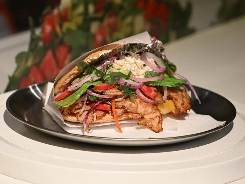Berlins berühmtester döner wird zur wachsfigur bei madame tussauds