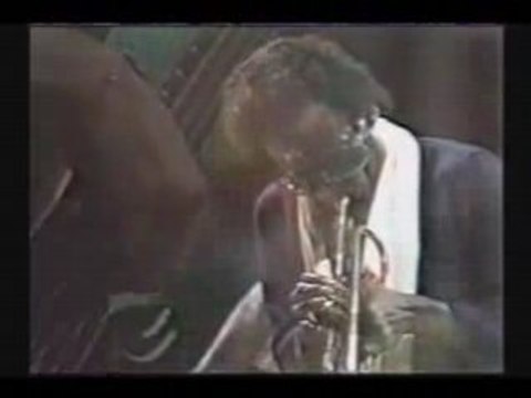 Miles Davis - Calypso Frelimo (live @ Vienne 05111973)