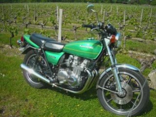 TEAM KAWASAKI Z650 essai 2