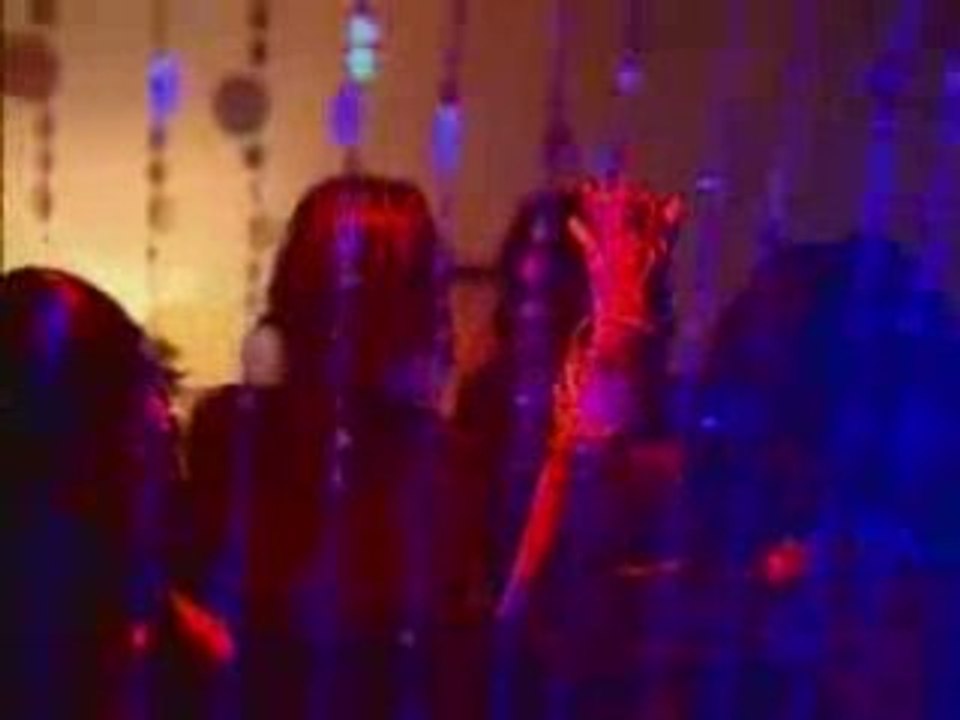 Aura Kasih - Mari Bercinta (Let's Make Love)