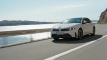 The new BMW i3 50 xDrive in Alpine White Driving Video