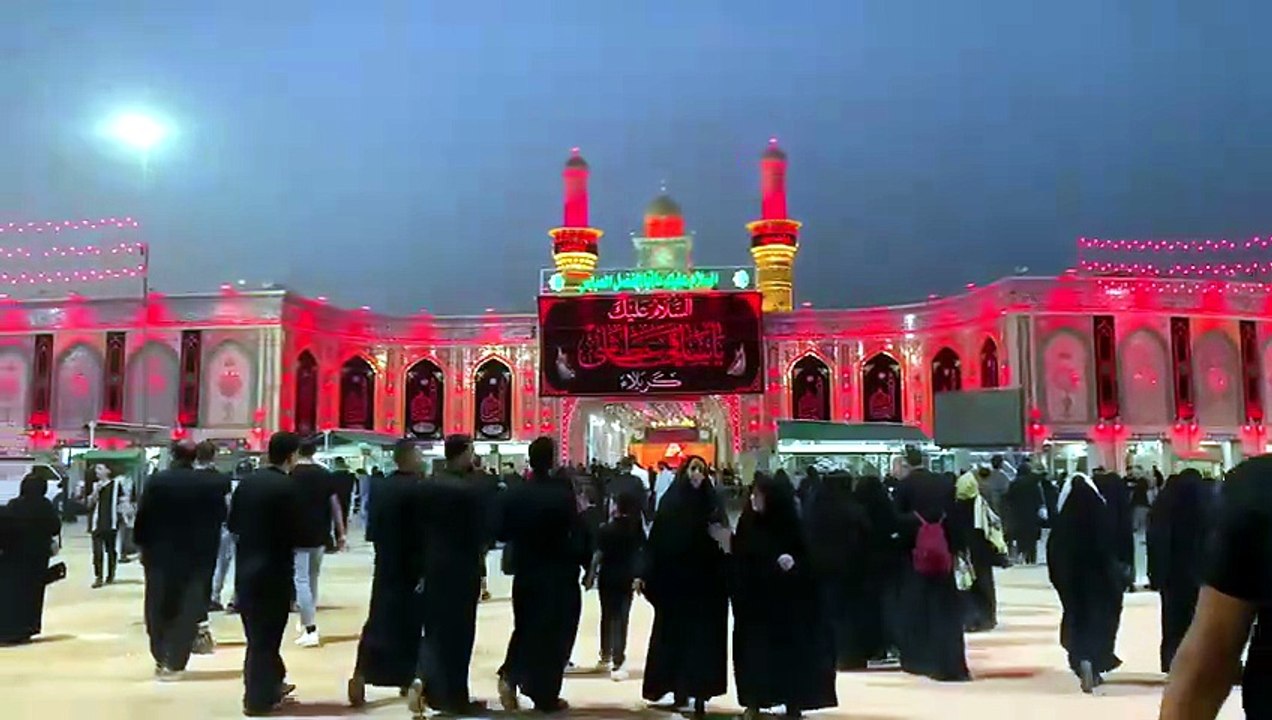 Karbala Sehen Red Light Lighting & Azaan View | Dil Ko Chhoo Lene Wala ...