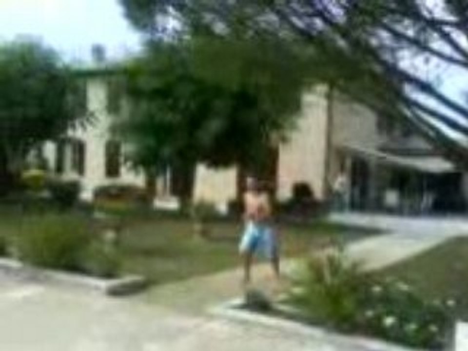 delire a la piscine de flo