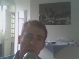 Wiwi égratigne "Quoi"