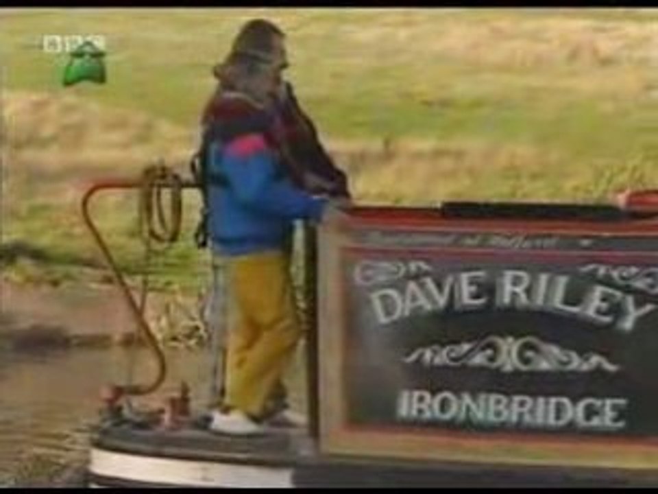 ChuckleVision - 7x09 - The Barge - (2 of 2)