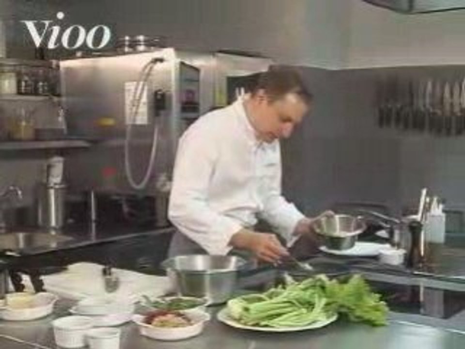 Croustillant de Parmesan et noisette, fenouil et céleri