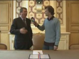 IDF1 - Gael et Patrick Balkany mairie de Levallois