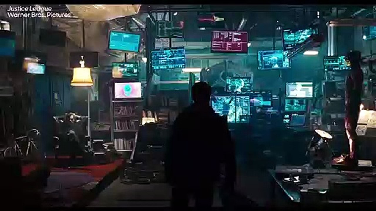 Warner Bros. Unveils Release Dates for 'Flash' and 'Matrix 4' | THR ...