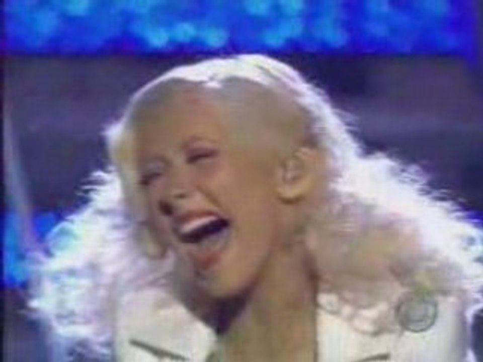 Christine Aguilera, man's world performance at grammy's 2007