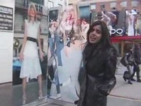 Dodging in and Out - Zig Zag Wanderer