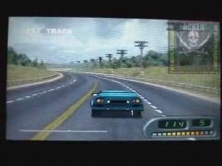 Hooters Road Trip [U] [PSXPSP]