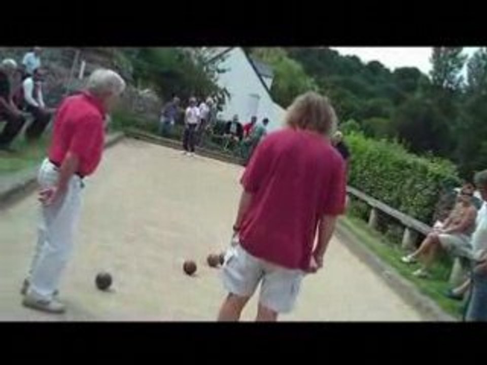 (4) St Jean du doigt: 1/4 de finale Boules plombées 15/08