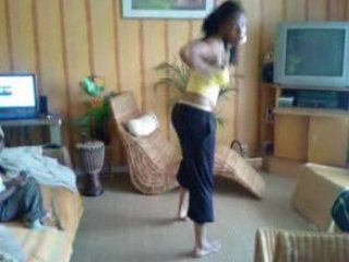 moiii en mde pusssicat dolls