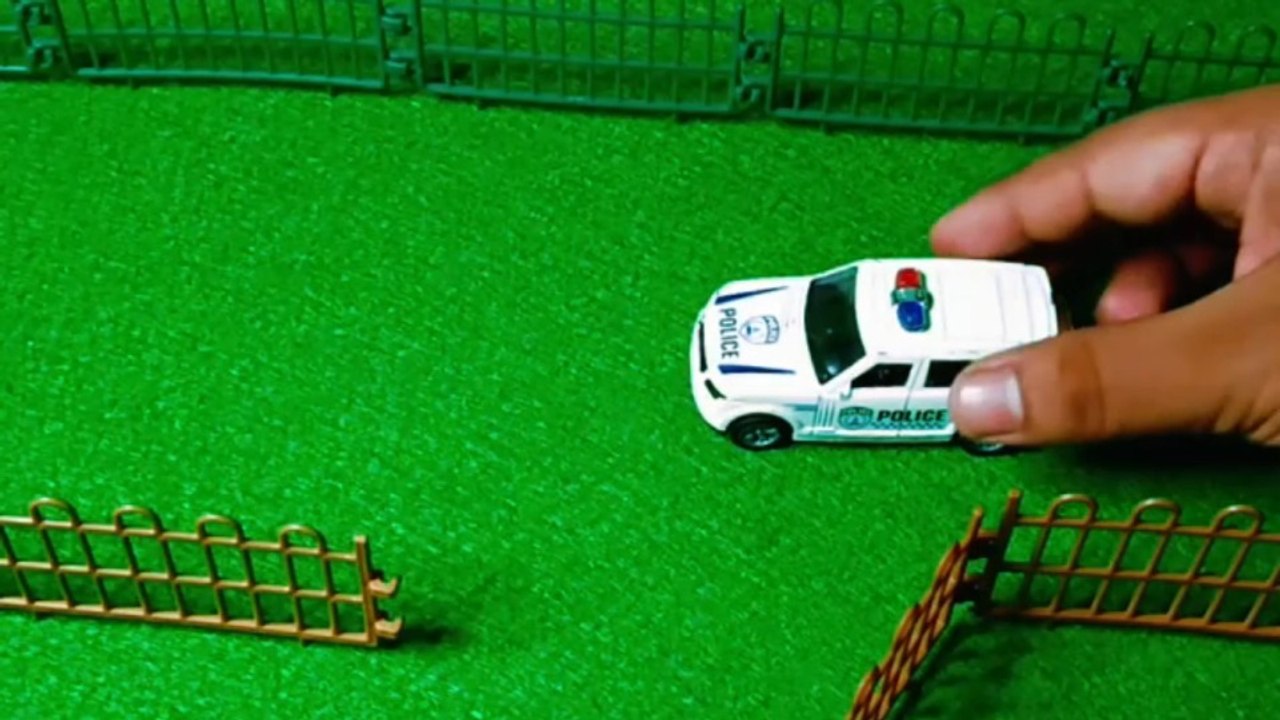Toy Cars, Jeeps & Trucks on a Road | Fun Vehicle Sounds - video Dailymotion