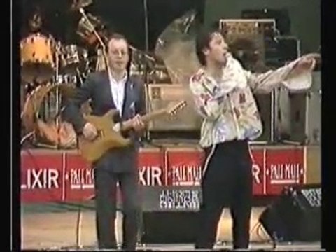 Arno tc matic au Festival Elixir à st Pabu en 1984 BZH