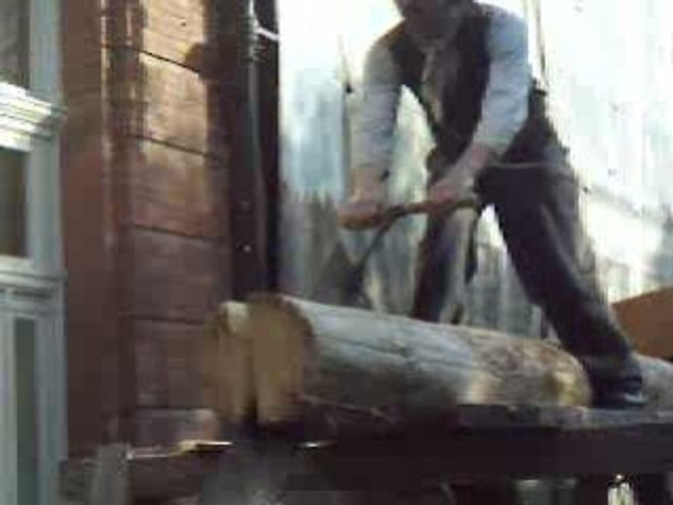 Marché public du XVIII ème siècle 3 (Scie)