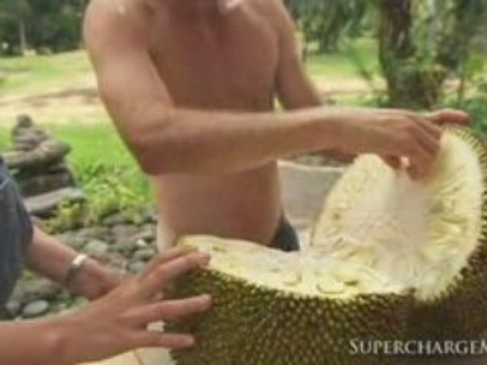 Raw Food Episode 40 - Jenna In The Jungle - The Jackfruit