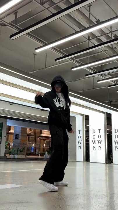 bad girl～#张艺兴新歌badgirl #BadGirl舞蹈挑战 - video Dailymotion