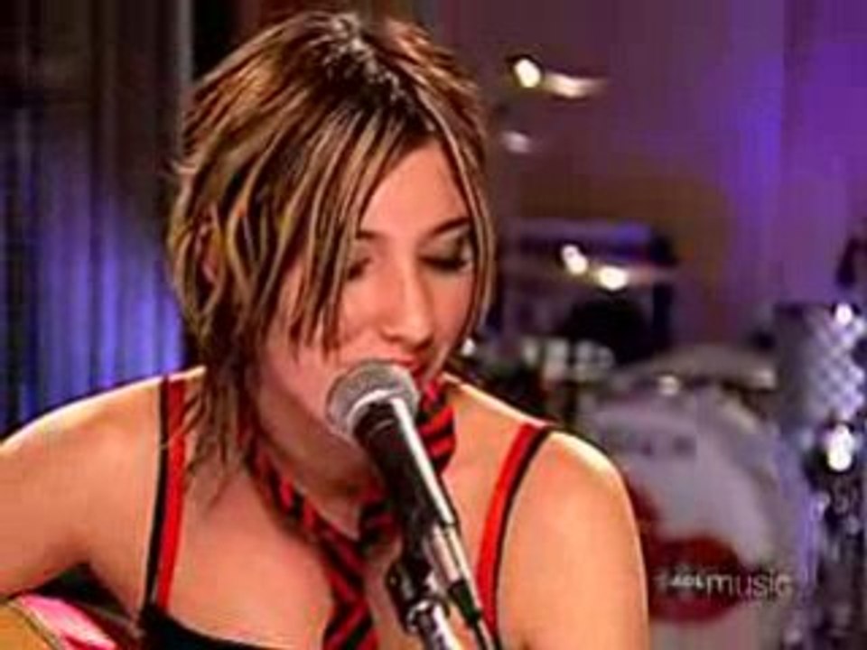 The Veronicas - Cry  LIVE