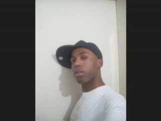 sillaz  interprete No aire de de chis brown