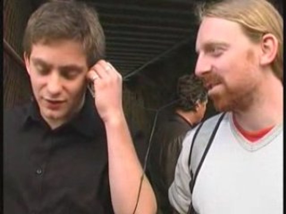 Tryo - Arundhati Roy