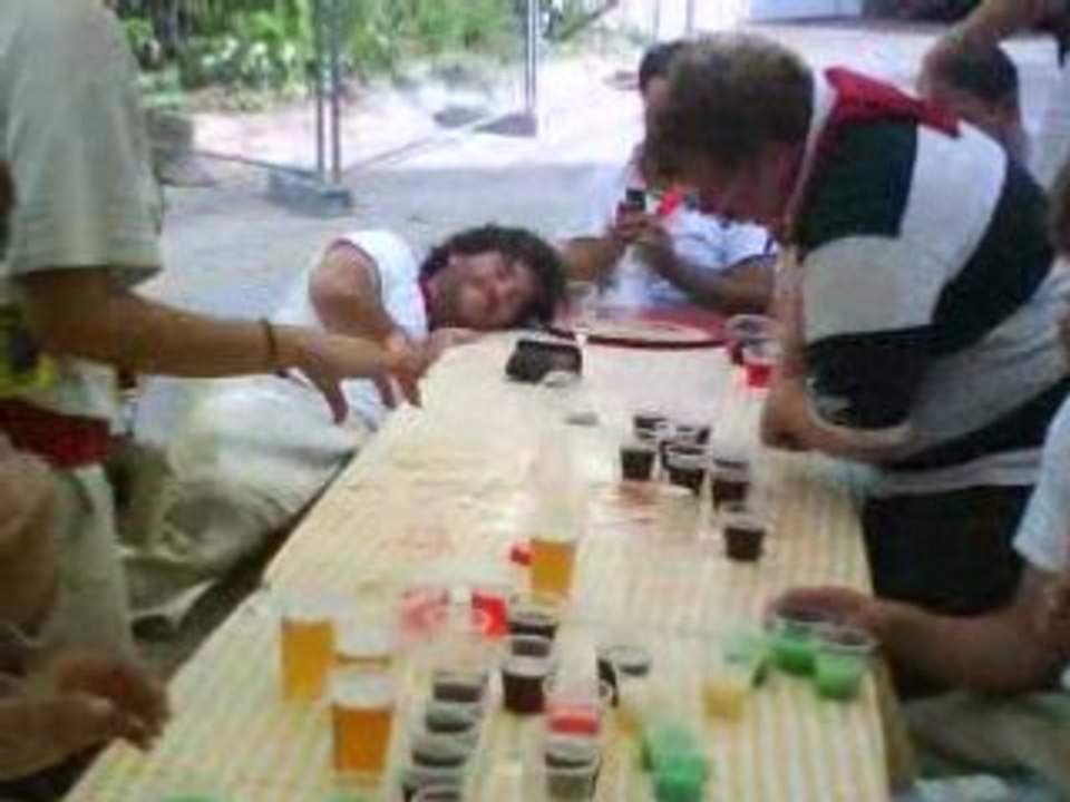 Fêtes de Dax 2008 - Tournée de Ricards.. au Chevalier