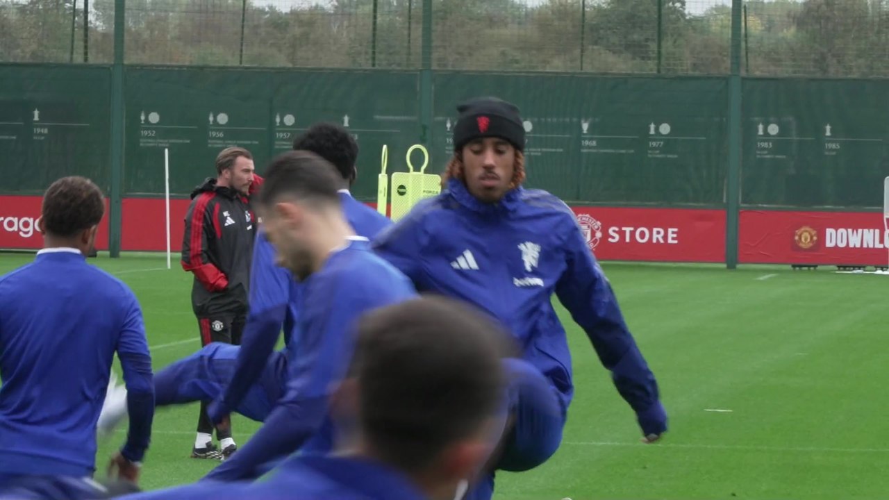 Manchester Utd training ahead of Atletico Madrid champions league trip
